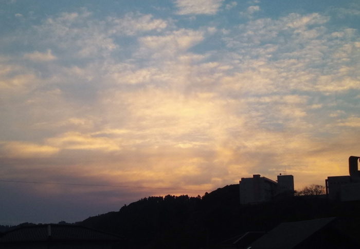 満月・彗星近日点　　　2020年12月30日（水）